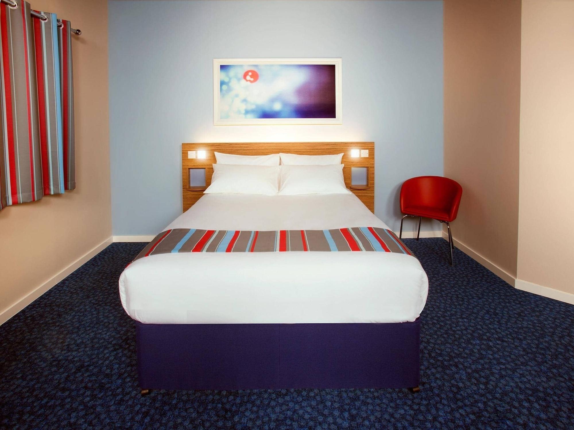 Travelodge Battersea Londen Buitenkant foto