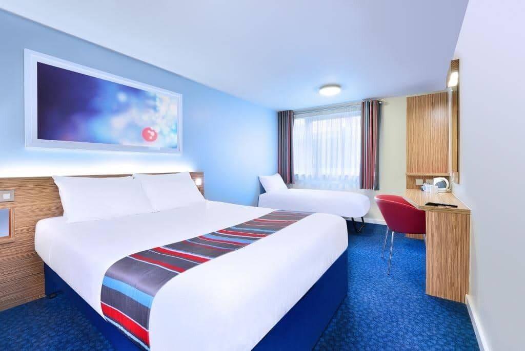 Travelodge Battersea Londen Buitenkant foto