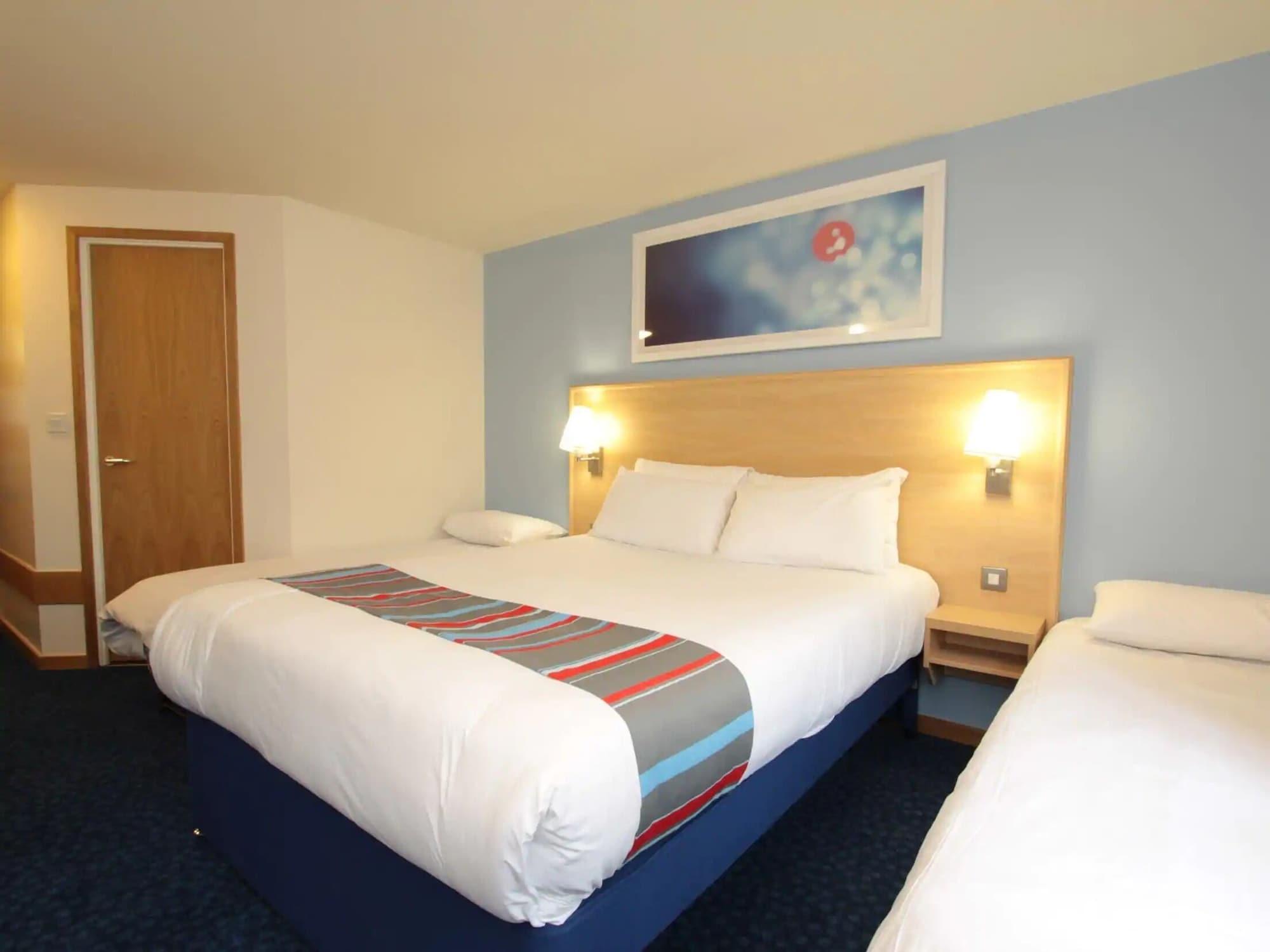 Travelodge Battersea Londen Buitenkant foto