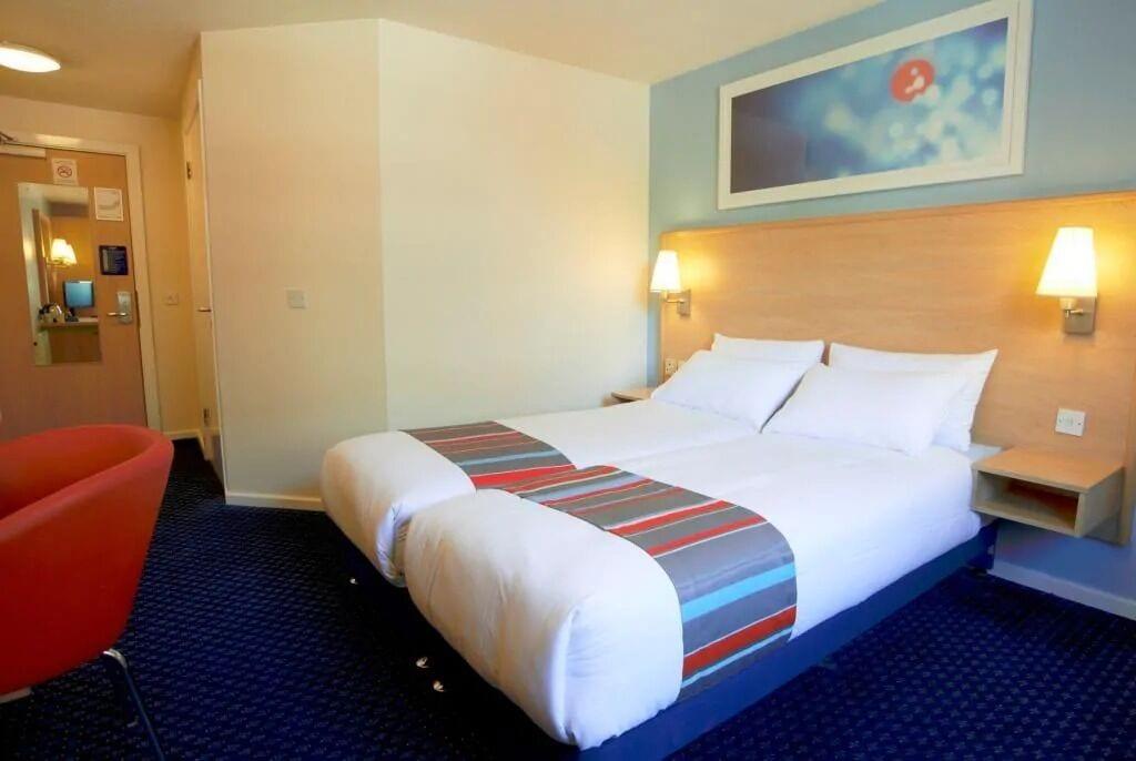 Travelodge Battersea Londen Buitenkant foto