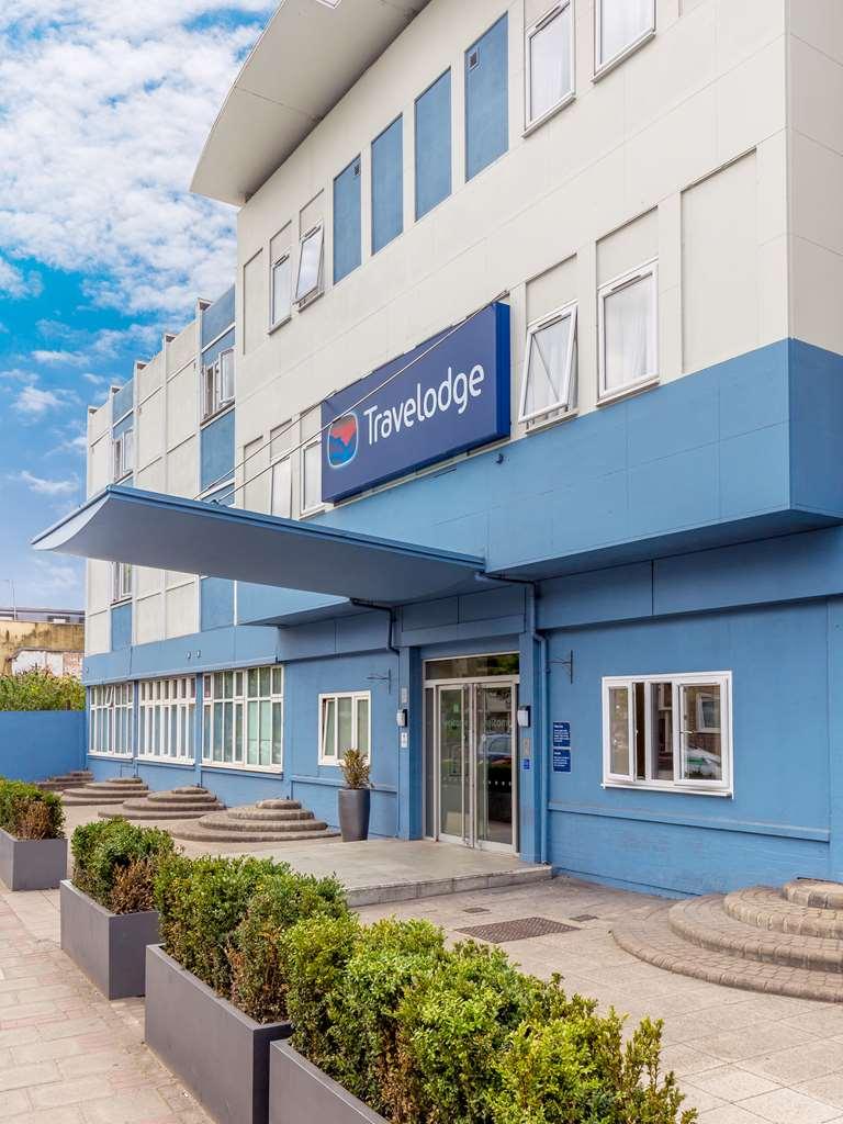 Travelodge Battersea Londen Buitenkant foto
