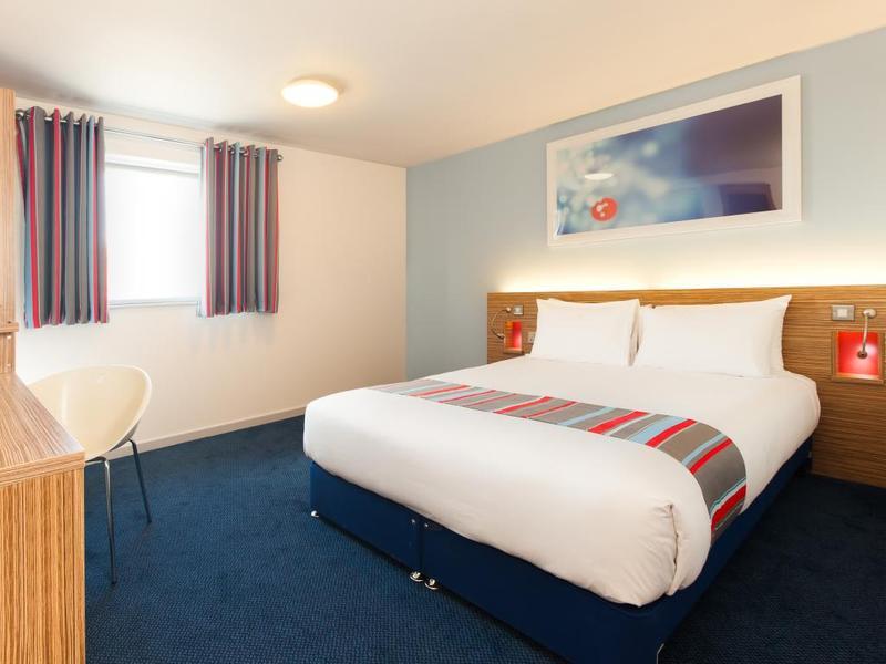 Travelodge Battersea Londen Buitenkant foto